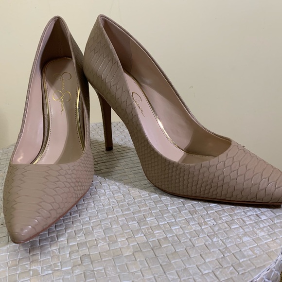 Jessica Simpson women heels - Picture 6 of 10